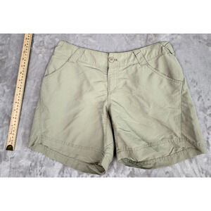 Columbia PFG Omnishade Khaki Tan Low Rise Shorts Women’s Size M
